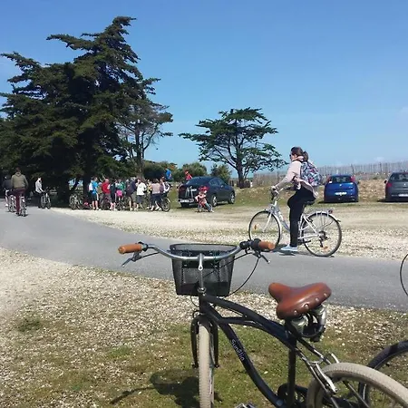 Beau T3 *** Pour 2 A 4 Pers Avec Patio Privatif